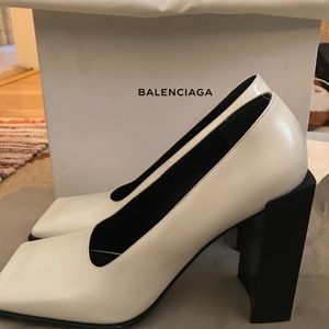 Balenciaga square toe white pump